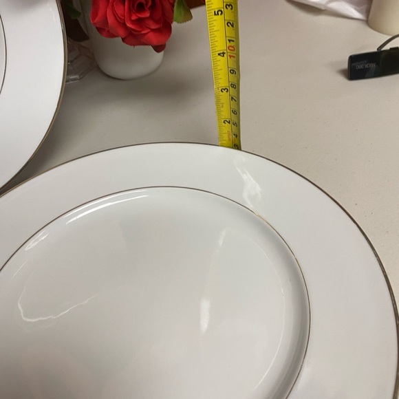 Johann Haviland Germany white with gold band dinner plates - Picture 7 of 12